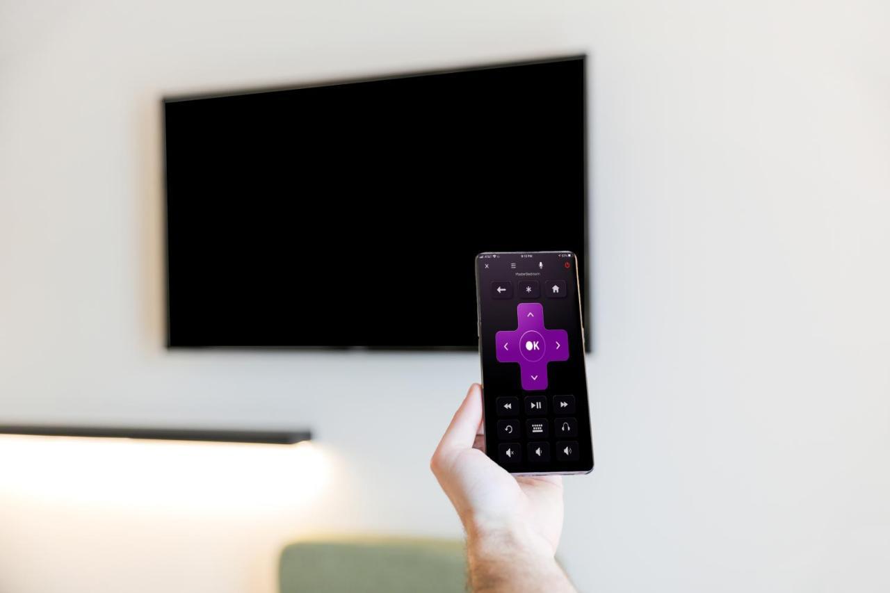 Campanile Smart Lyon Est - Eurexpo Bron Aviation Hotel Сен-Приест Екстериор снимка