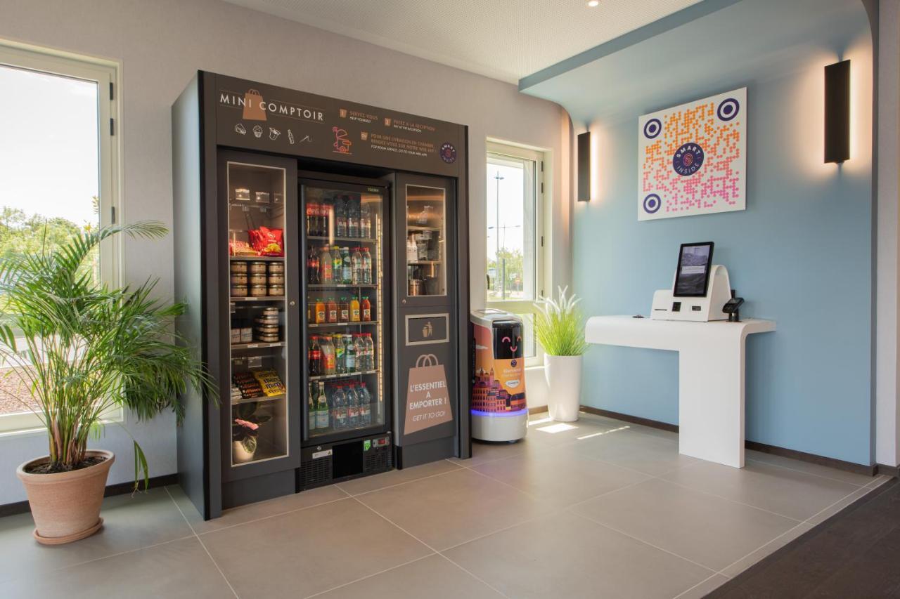 Campanile Smart Lyon Est - Eurexpo Bron Aviation Hotel Сен-Приест Екстериор снимка