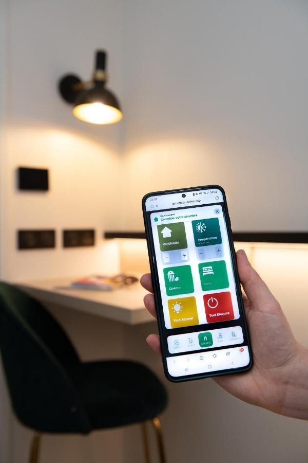 Campanile Smart Lyon Est - Eurexpo Bron Aviation Hotel Сен-Приест Екстериор снимка